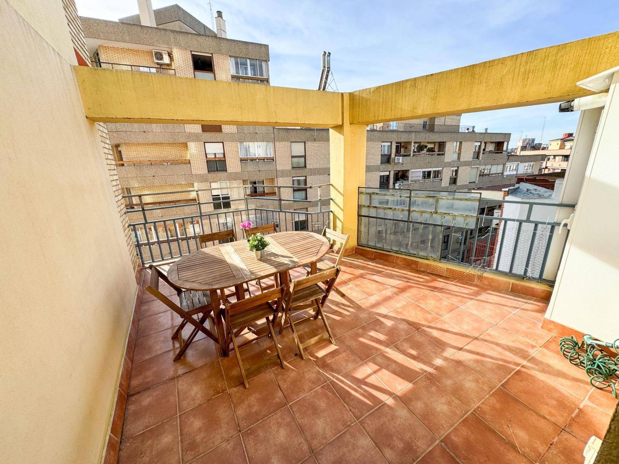 El Puente Del Pilar Comotucasa サラゴサ エクステリア 写真