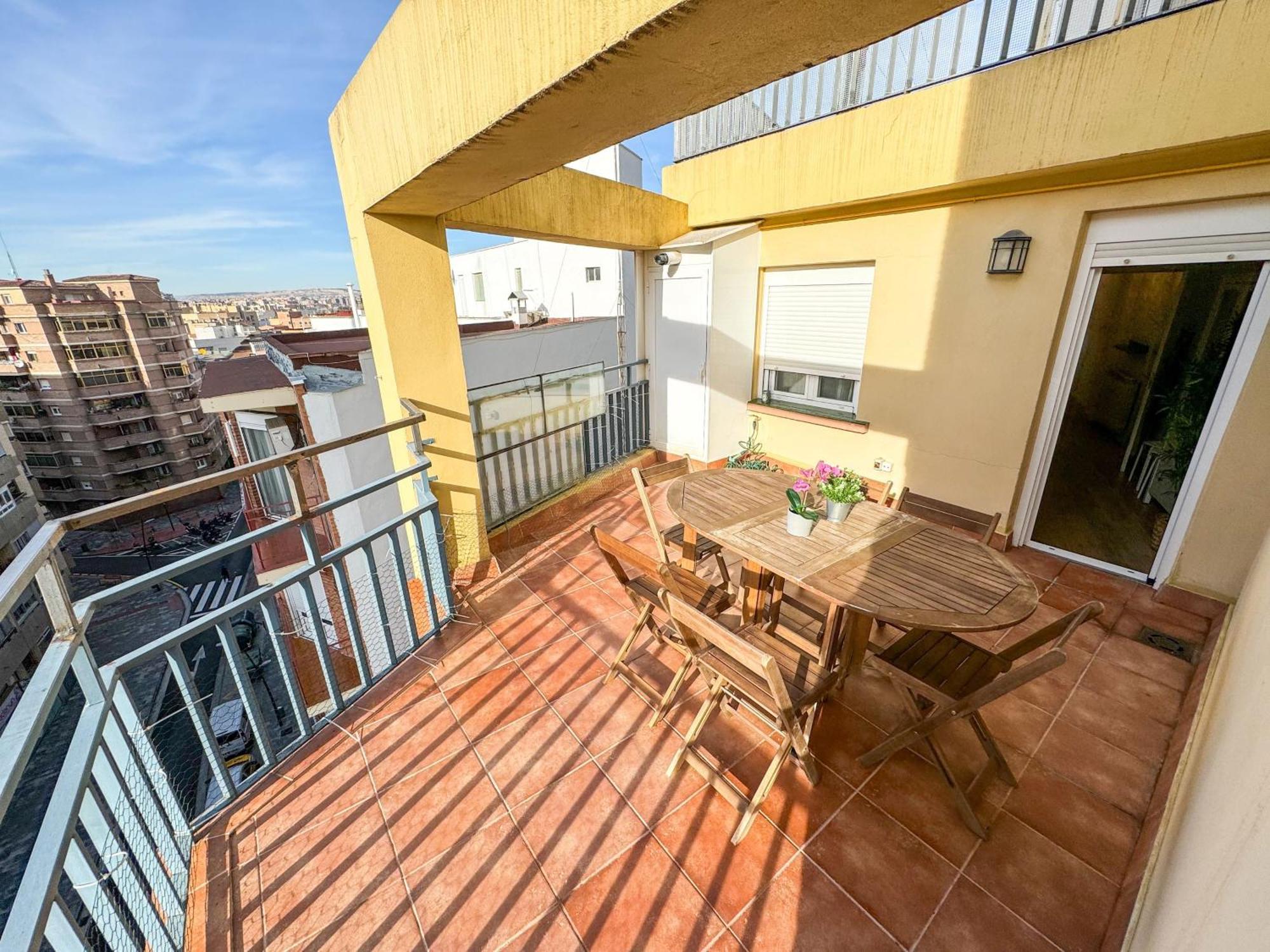 El Puente Del Pilar Comotucasa サラゴサ エクステリア 写真